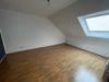 3 Zimmer Maisonette-Wohnung mit uneinsehbarer Dachterrasse in Düsseldorf-Unterbach - Schlafzimmer
